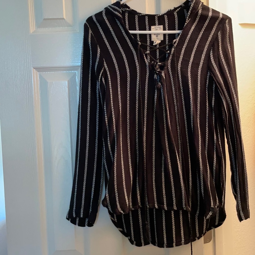 Billabong long sleeve small